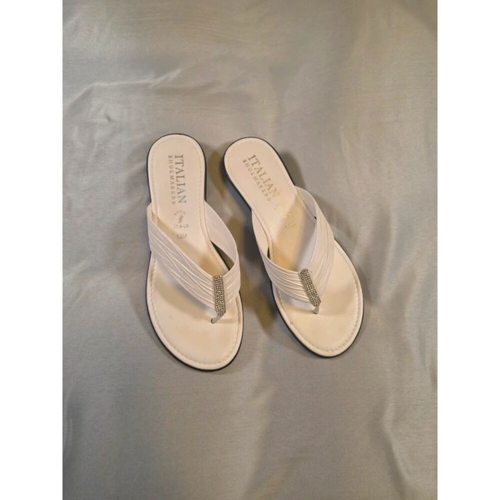 Italian Shoemakers White Rhinestone Thong Wedge Sandals – Size 10M